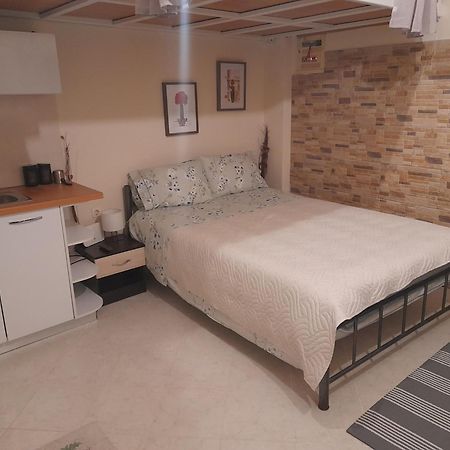 Minimal Studio! Appartement Kavala Buitenkant foto